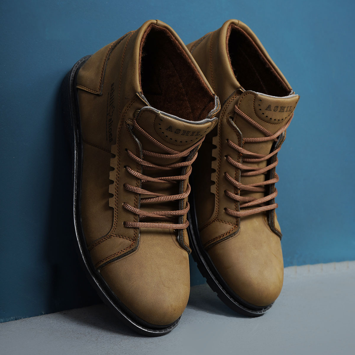 نیم بوت مردانه خاکی مدل Ashil